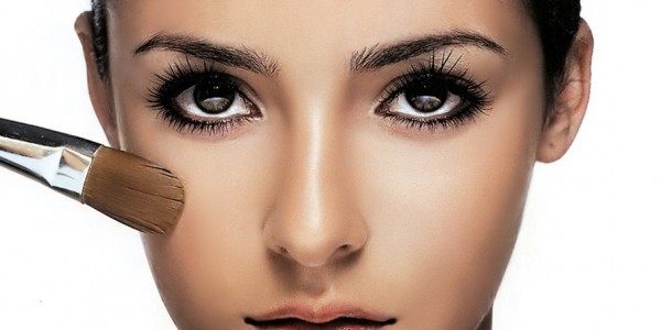 Are You Using the Right Way to Apply Foundation