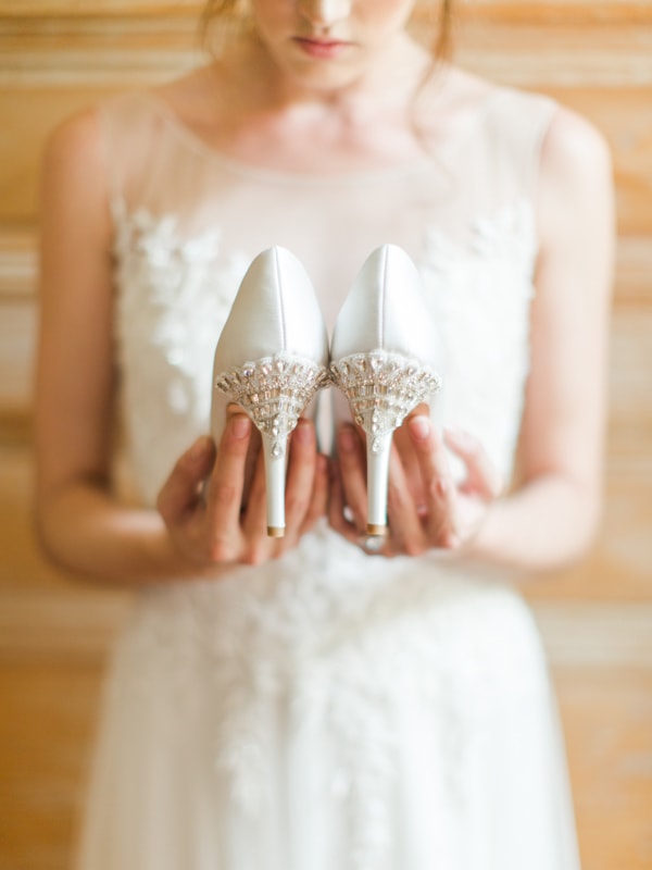 Look Most Elegant On Your Special Day With A Pair Of Exquisite Wedding Shoes