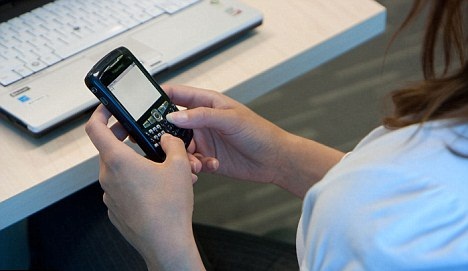 Use Your Mobile Skills To Draw Attention Of Shoppers This Holiday Season
