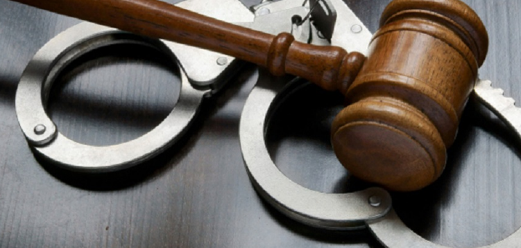 7 Ways That A Criminal Defense Lawyer Can Help You