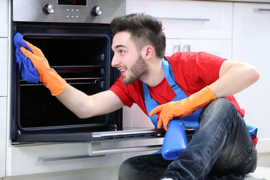The Significance and Advantages Of Employing Expert Kitchen Oven Cleaning Service