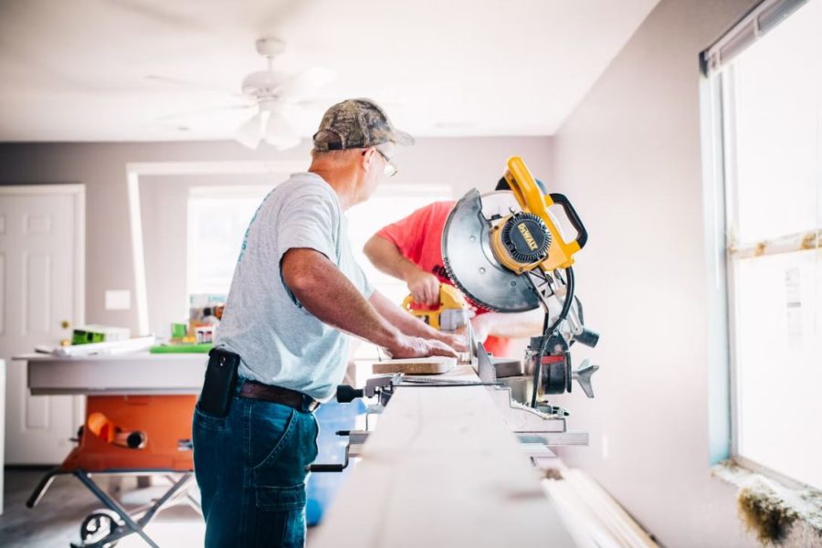 When to Call A Handyman and When to Call A Specialist